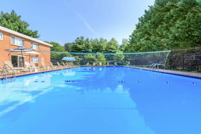 Photos of Apartments & Amenities Dover Estates